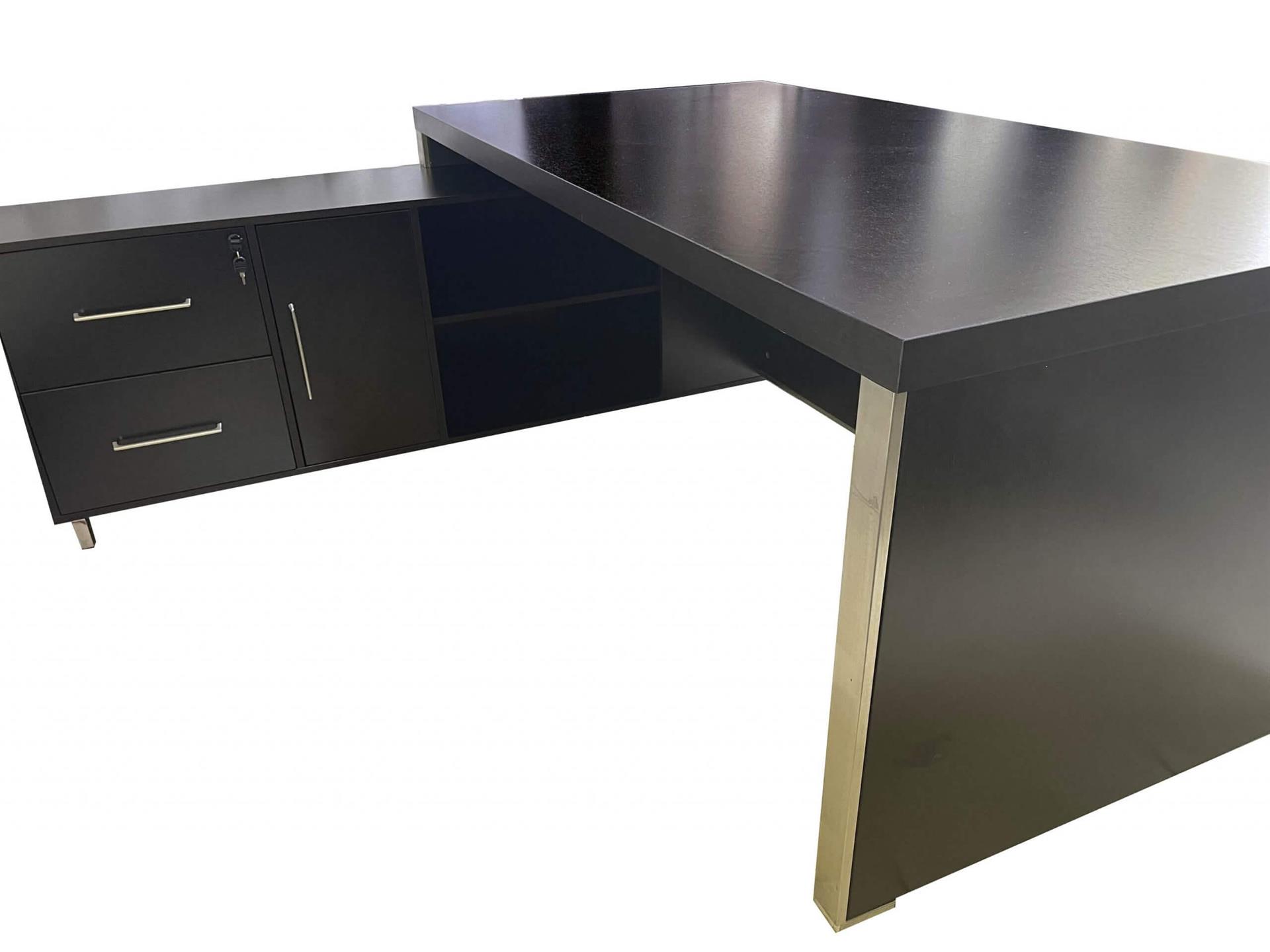 Cropped Faux leather Jacket